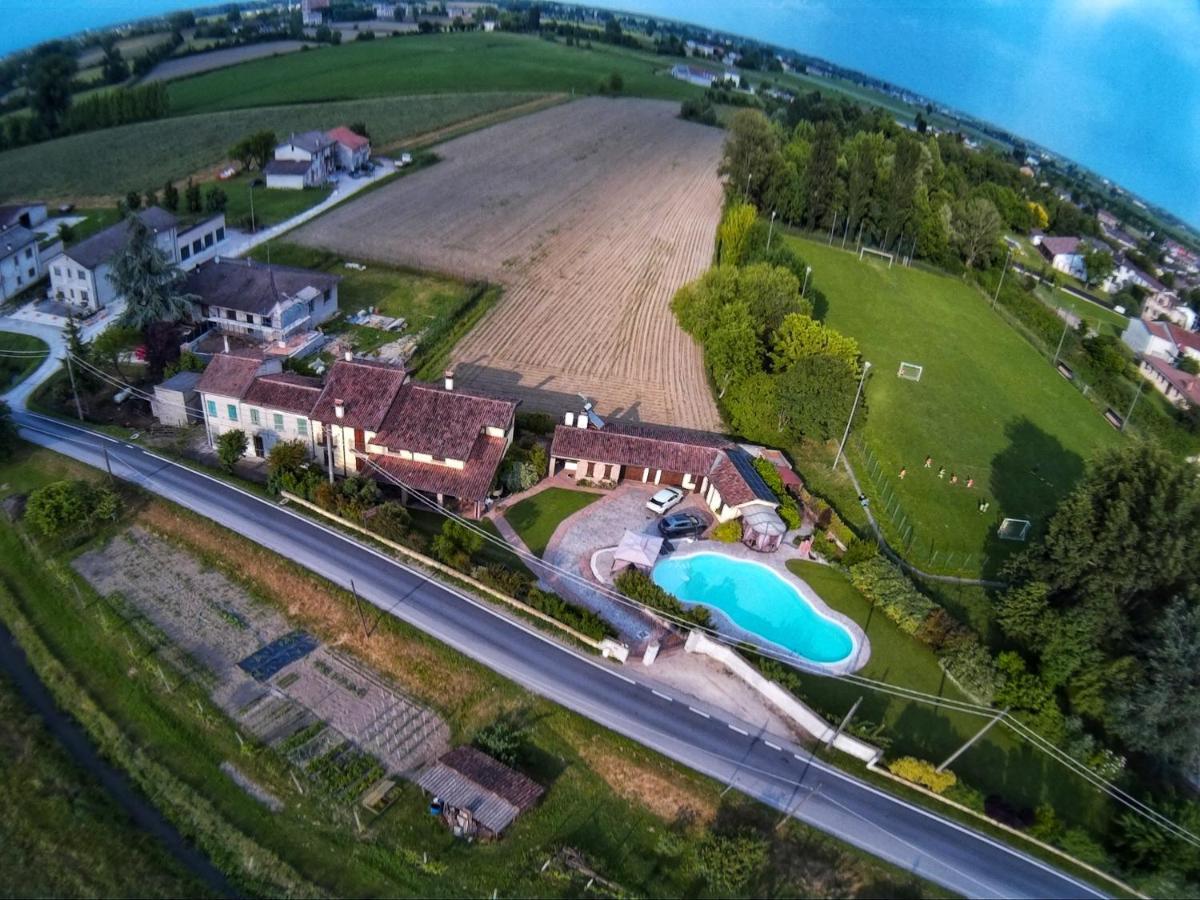 B&B Il Martin Pescatore Bagnolo San Vito Exteriér fotografie